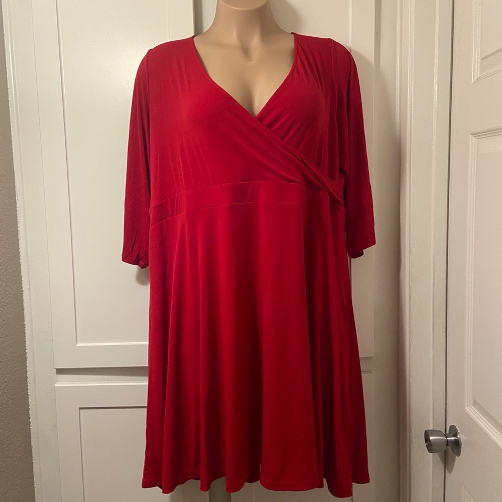 NWOT Torrid 4 Red Dress